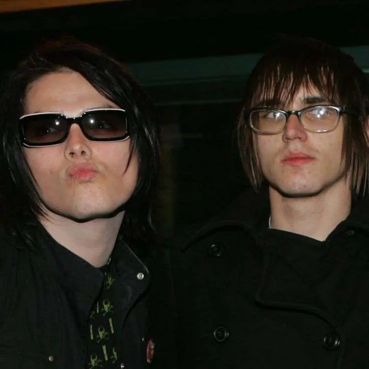 the way sisters I LOVE THEM I LOVE THEM I LOVE THEM AGHHHHHH I LOVE THEM!!!!!!111 Amazing new mexico sunset. I’m hanging on a bridge with my friend mikey way from my chem.Its all orange and pink above us. We went to another waterpark again. I love high fives again. Totally back in love. Saw the most amazing movie… I think its called spirited away. Watch it.