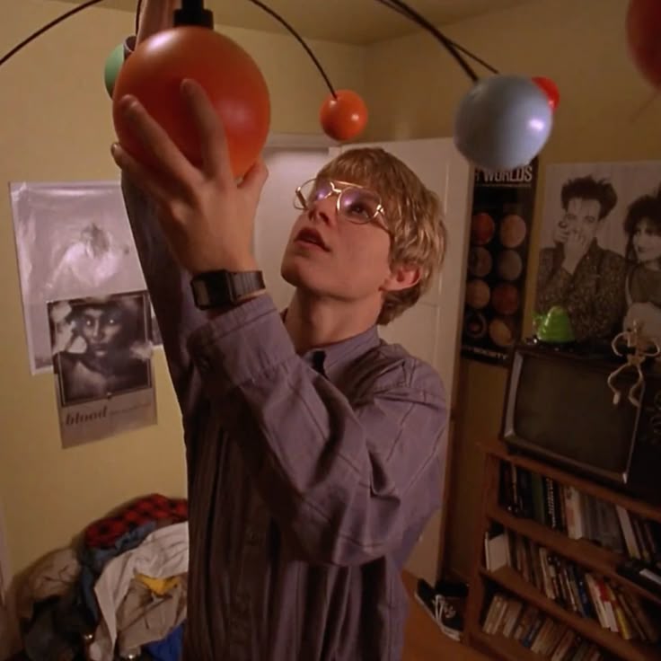 brian from mysterious skin。 brian from mysterious skin。