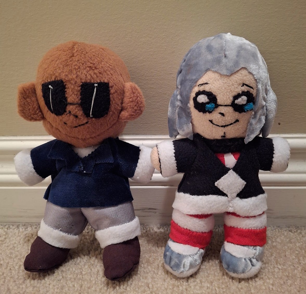 and then I used Nuimono Idol Tacute's 15cm patterns to make bigger Hugo and Tony plushies