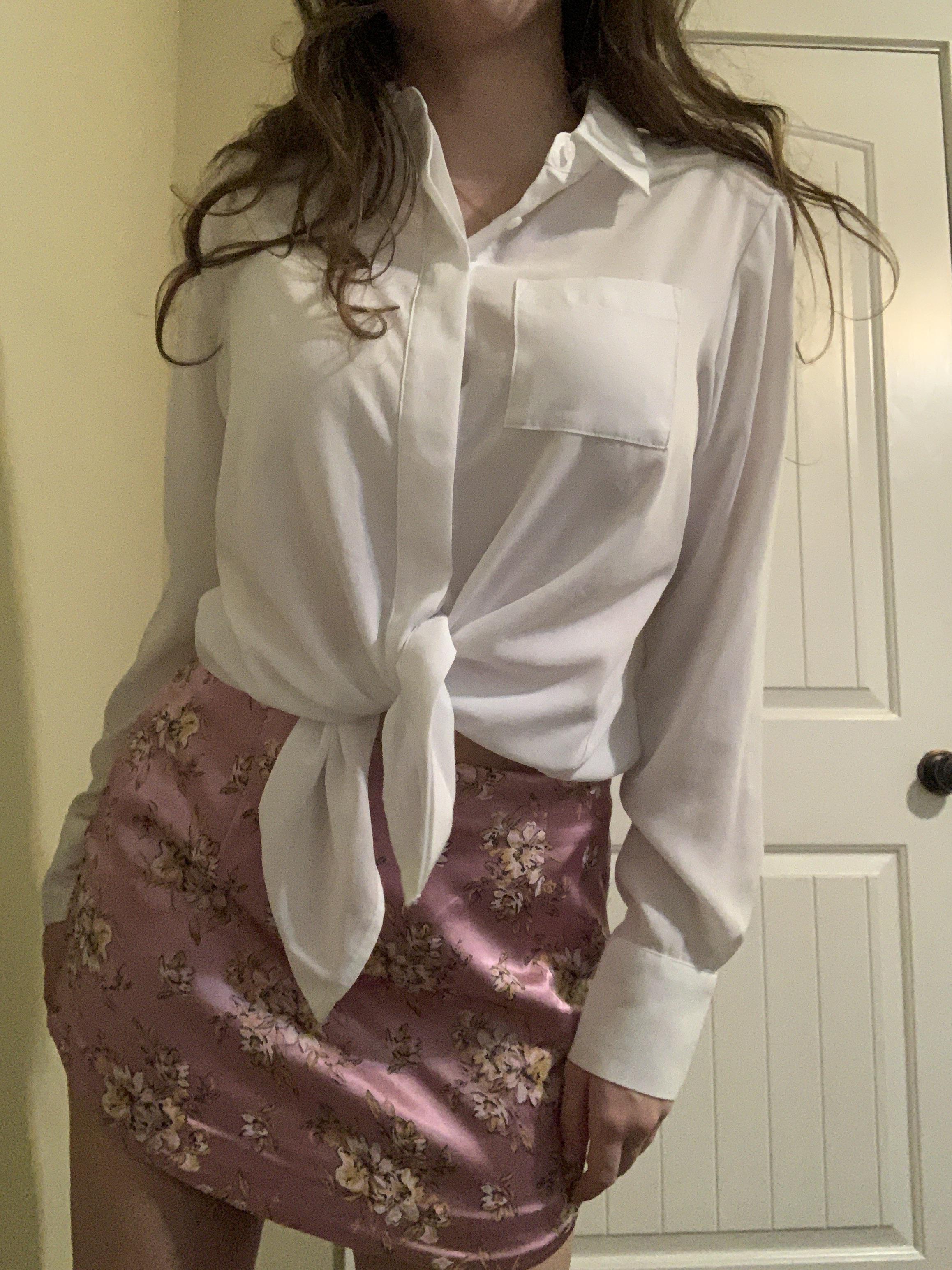 hot dress shirt tied and skirt