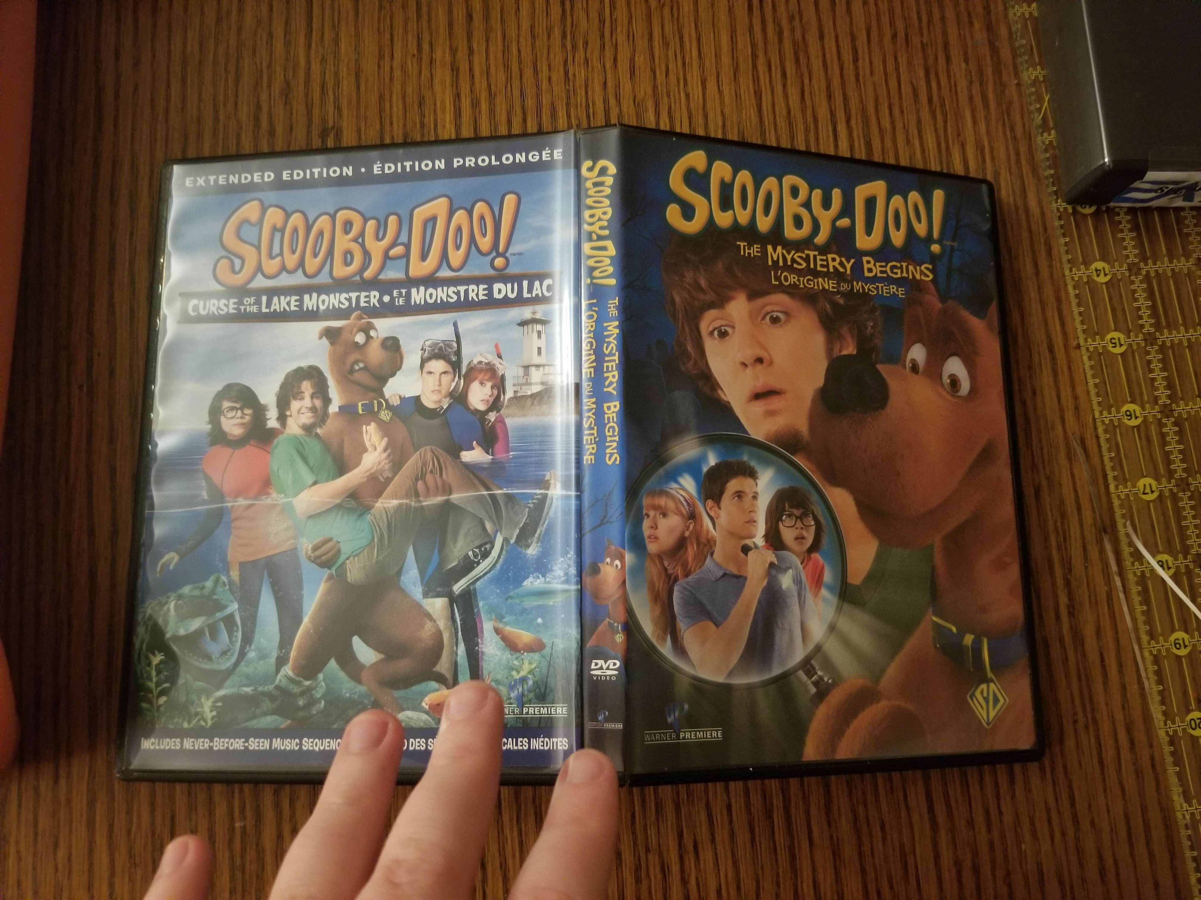 The two discs in the double-capacity DVD case.