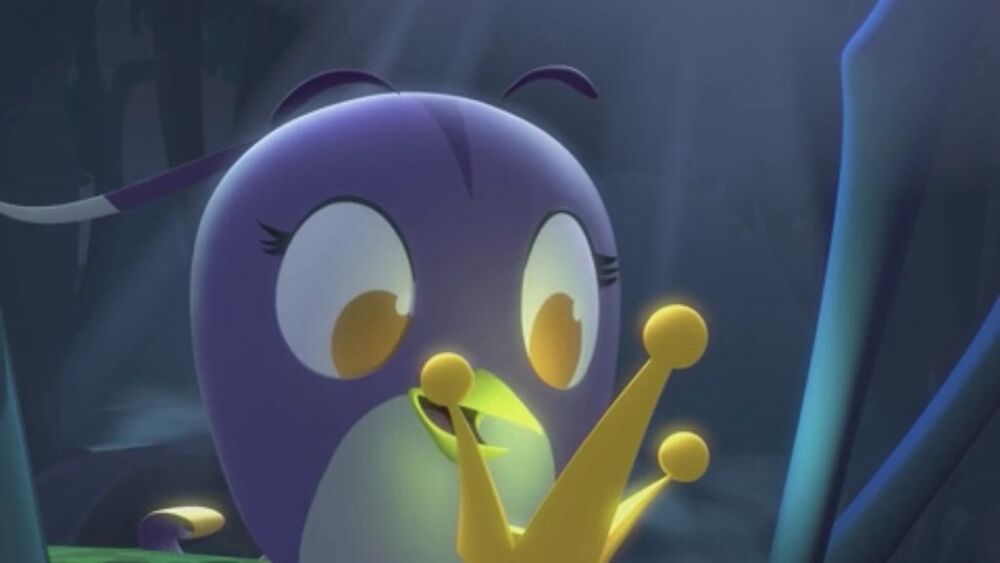 A purple bird named Gale looking at a mysterious crown she had found.