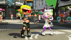 my splatoon 2 inkling and pearl houzuki posing at a slight angle