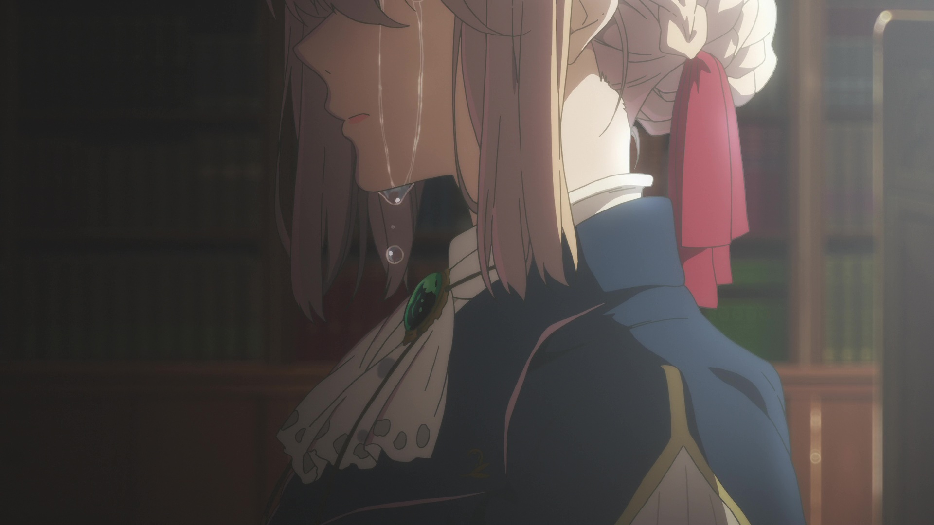 Screenshot from the 2018 anime Violet Evergarden