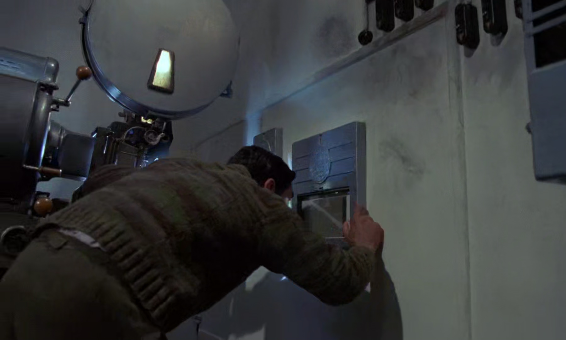 Screenshot from the 1988 film Cinema Paradiso
