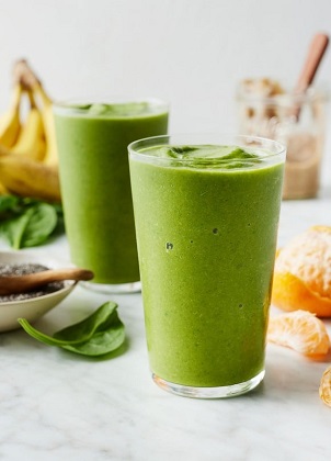 green-smoothie-580x804.jpg