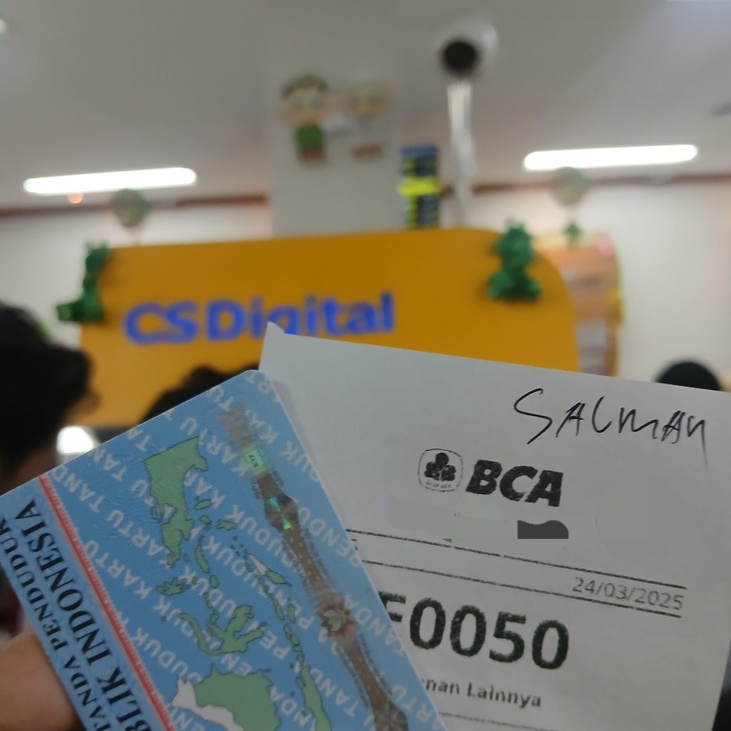 Ilustrasi mengantri di Kantor BCA