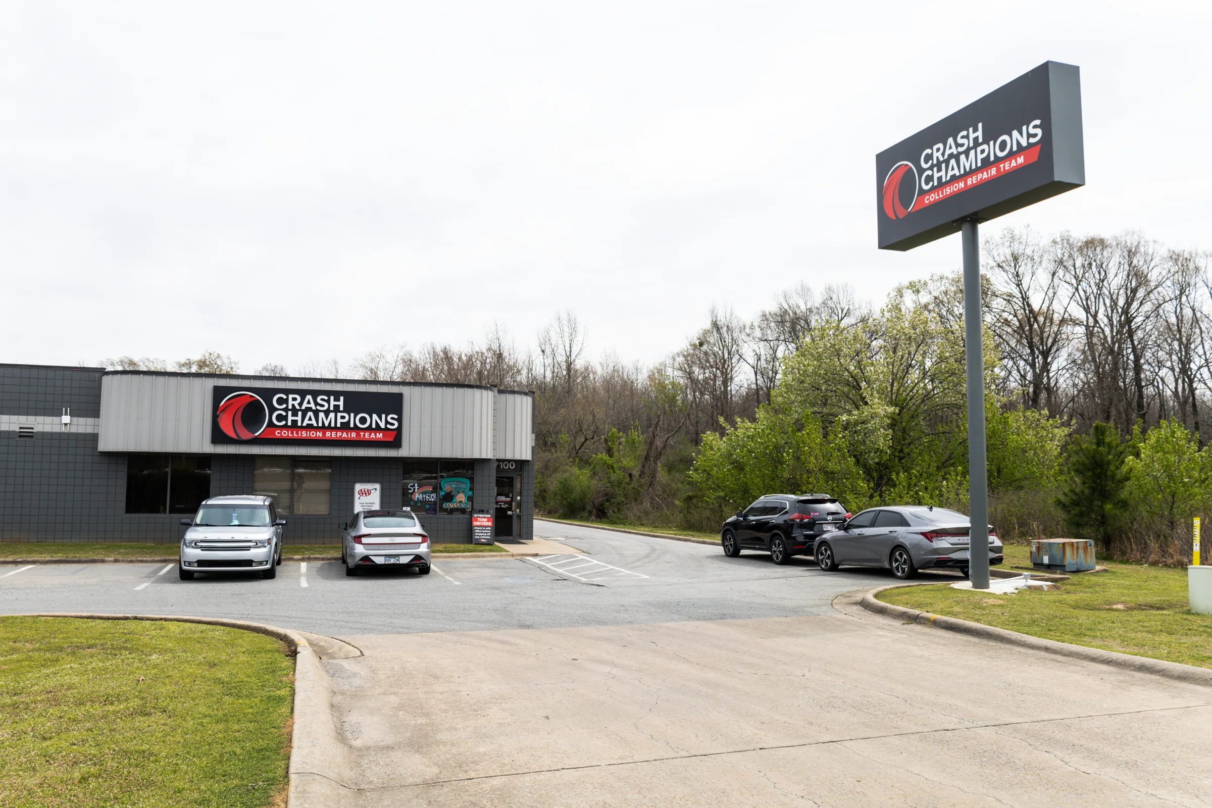 Crash Champions storefront in Sherwood, Arkansas