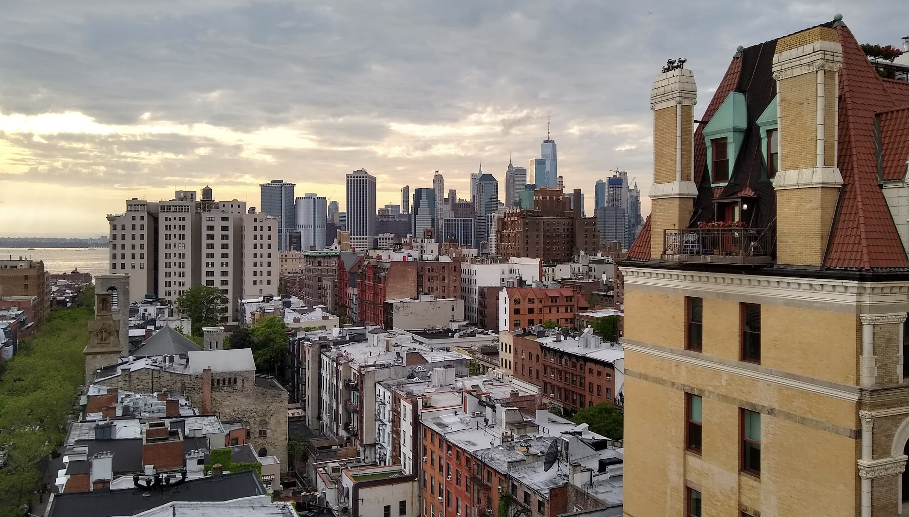 A view of Manhattan from a Brooklyn apartment