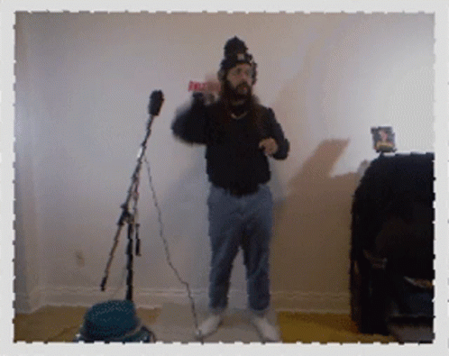 streamer Socpens dancing