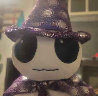 A close up of Yippee the Waizard