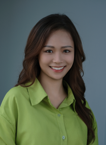 Giáo viên Phạm Hương Liên