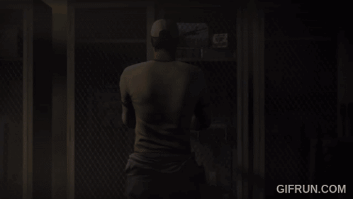 Ellis%20opens%20closet.gif
